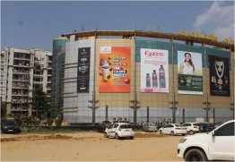 Out Side Mall Main Road Facing Gold Souk Mall, Gurugram