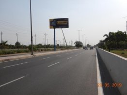 UNIPOLE AT 130Mtr ROAD Gaur Saundaryam High Street, Noida