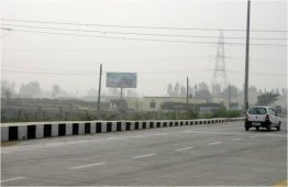 Hissar Toll Facing Rohtak, Hisar