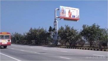 JEVER TO DELHI MEDIAN, Yamuna Expressway