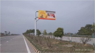 MATHURA TO JEVER MEDIAN, Yamuna Expressway