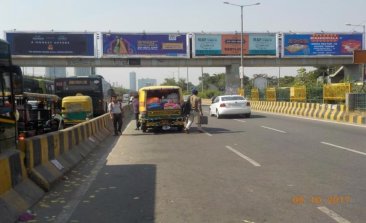 FOB At Sector-29 Botanical Garden Facing Sector 37 toSector 18, Noida