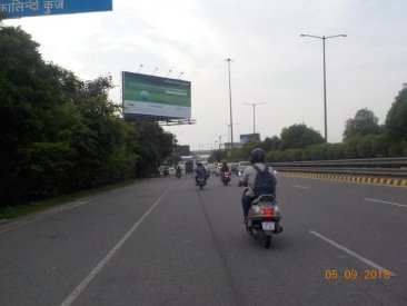 Unipole at Mahamaya ExpresswayGreater Noidato Noida LHS, Noida